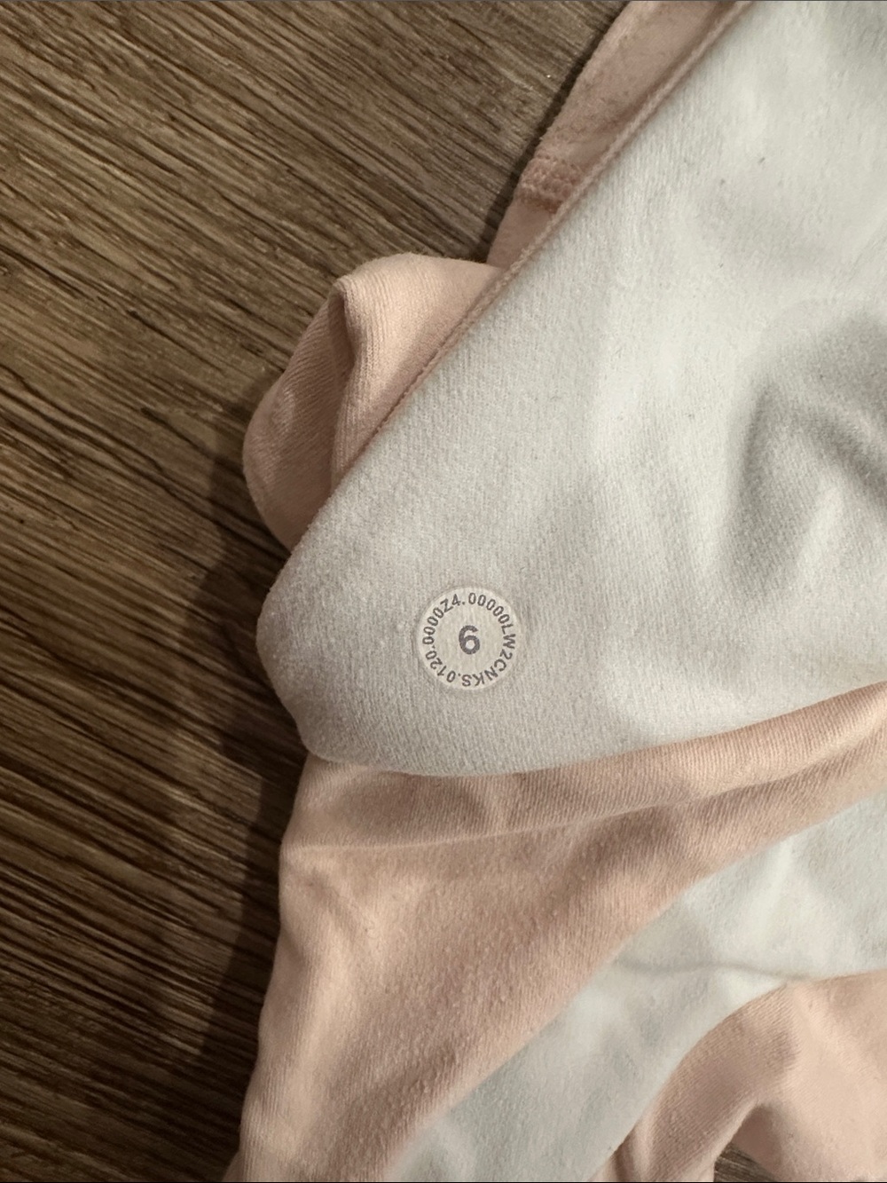 Lululemon Rejuvenate Light Pink/White Reversible Sports Bra - Picture 5 of 5